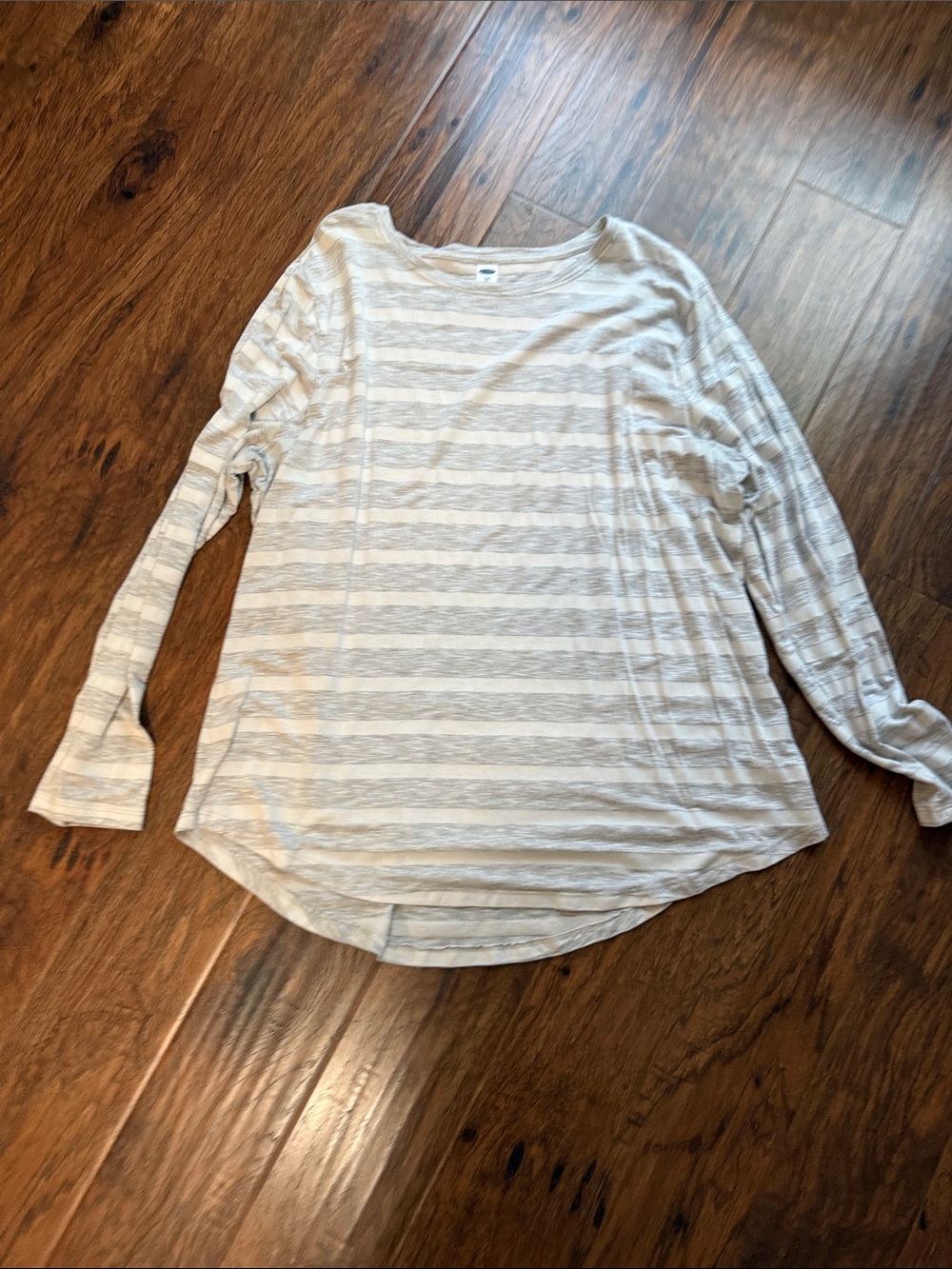 Old Navy Luxe Striped Long Sleeve Scoop Neck Top in white and Light Gray